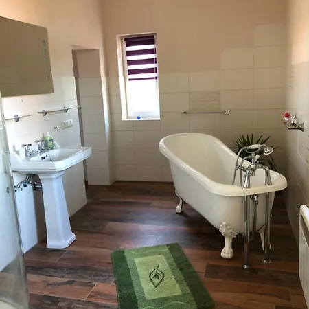 Apartment Almaresidenz